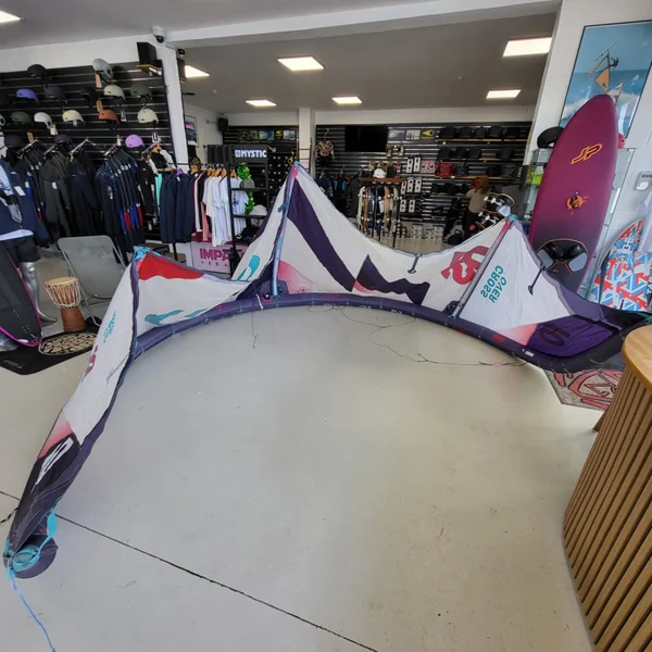 Aile de kitesurf occasion Eleveight RS V7 10m – Hotmer