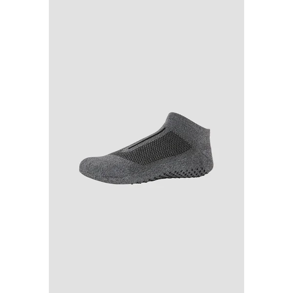 Chaussettes grises de yoga et de pilates
