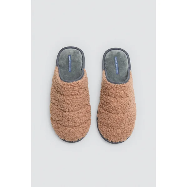 Chaussons de maison avec extérieur en peau de mouton
