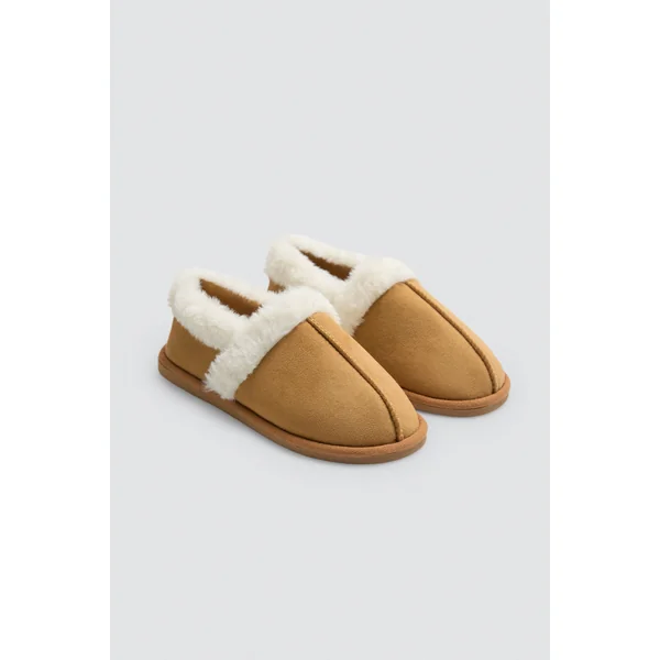 Chaussons pour femmes avec détails en fourrure de chameau