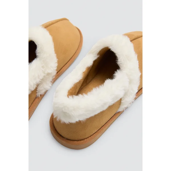 Chaussons pour femmes avec détails en fourrure de chameau