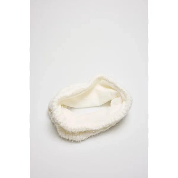 Col en tricot avec intérieur en peluche blanche