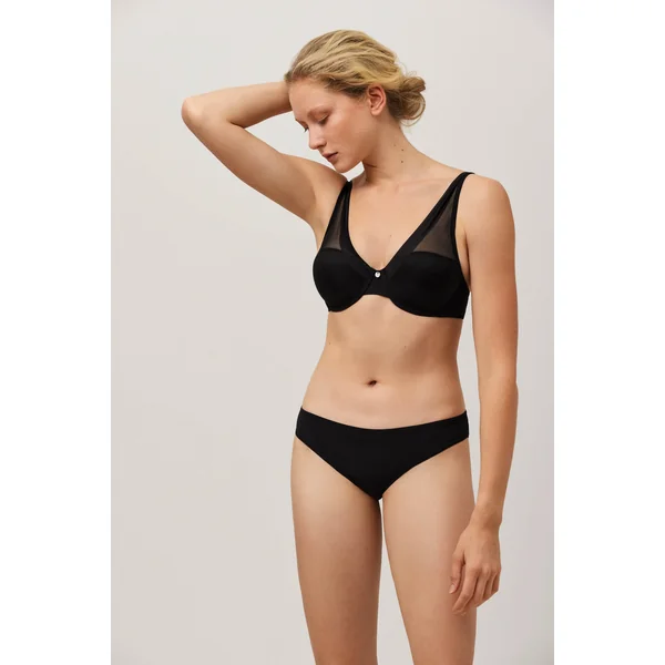 Culotte brésilienne en tulle noir