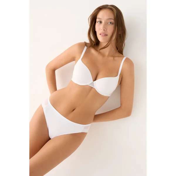 Culotte brésilienne, sans marques, blanche