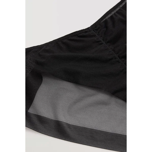 Culotte en tulle noir
