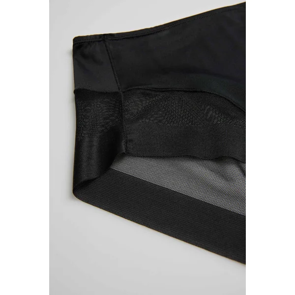 Culotte haute en tulle noir