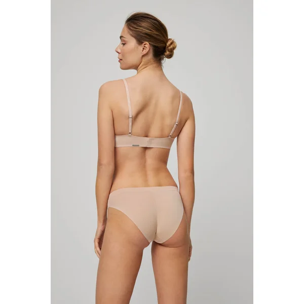 Culotte mini adapt aux finitions nude invisibles