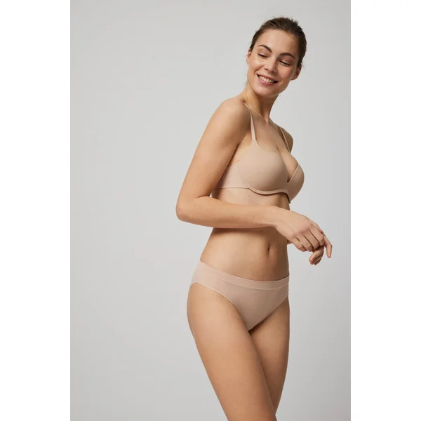 Culotte mini adapt aux finitions nude invisibles