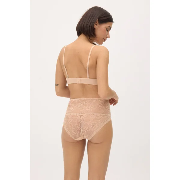 Culotte taille haute en dentelle couleur chair