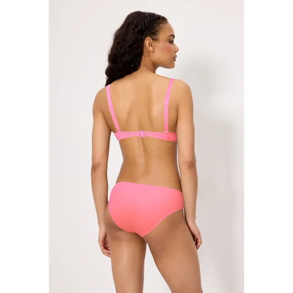 Ensemble bikini rose en piqué avec haut à armatures et culotte gainante, bonnet C