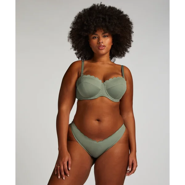 Haut de bikini à armatures à effet push-up préformé Scallop Taille A - E - Vert