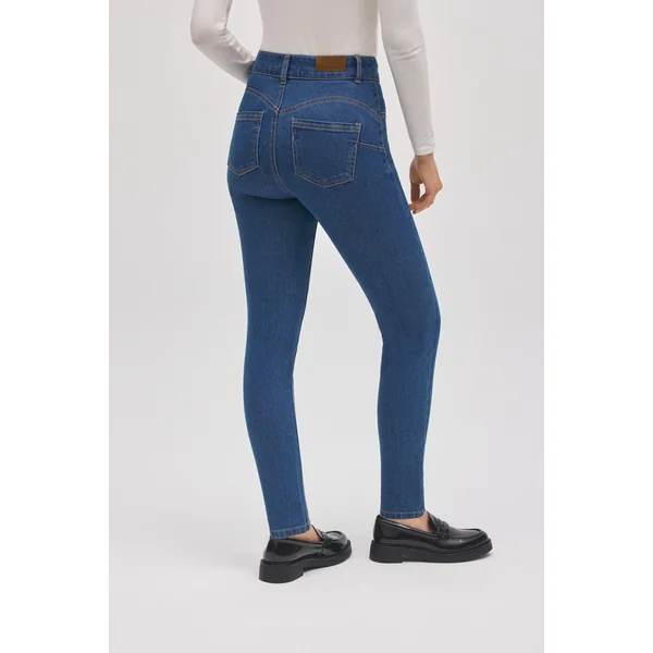 Jean bleu effet push-up