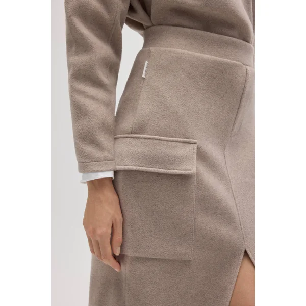 Jupe midi style cargo marron chaud
