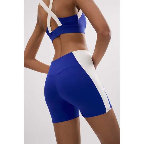 Leggings de sport courts bleu indigo à effet push-up avec bande contrastante