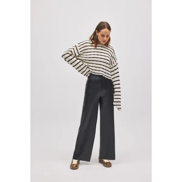 Pantalon large effet cuir noir