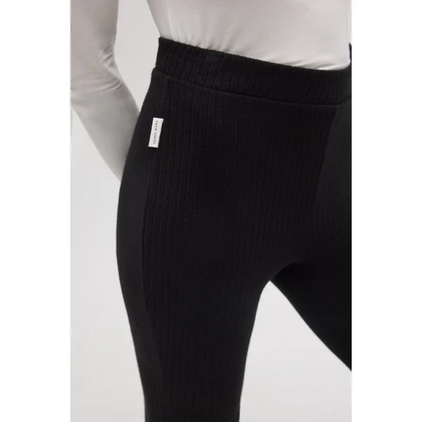 Pantalon évasé en maille côtelée noire