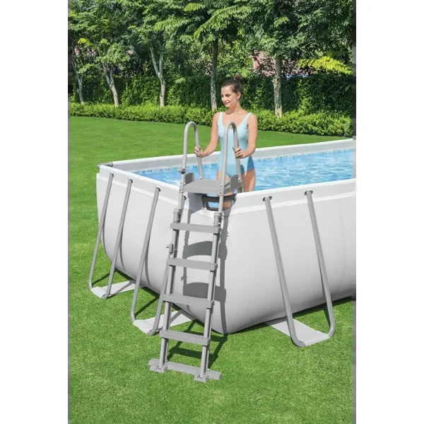 Piscine hors sol tubulaire rectangulaire Bestway Power Steel 640 x 274 x 132 cm gris clair