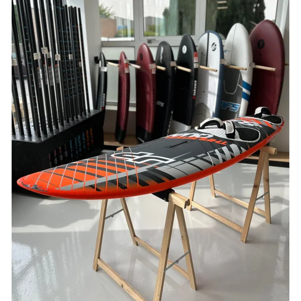 Planche Windsurf JP Thruster Quad Pro 83L - Vagues & Contrôle