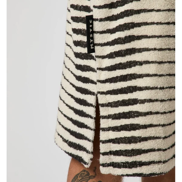 Poncho Mystic Jacquard Marshmallow - Confort et praticité pour la glisse