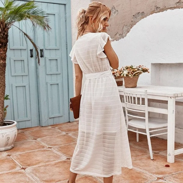 Robe Blanche Bohème A Lacets