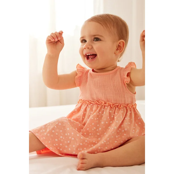 Robe bébé sans manches à volants imprimés