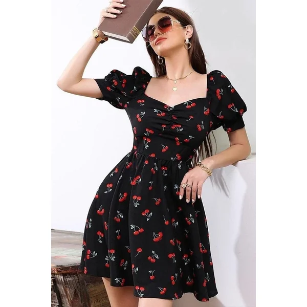 Robe Courte Noire Vintage