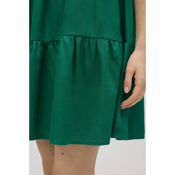 Robe courte évasée avec détail manches vertes