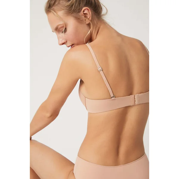 soutien-gorge pigeonnant