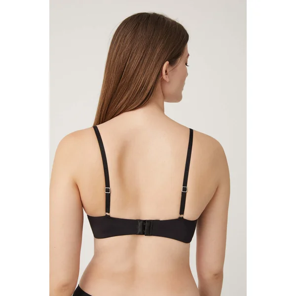 Soutien-gorge rembourré à armatures noir