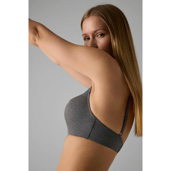 Soutien-gorge à armatures côtelé gris