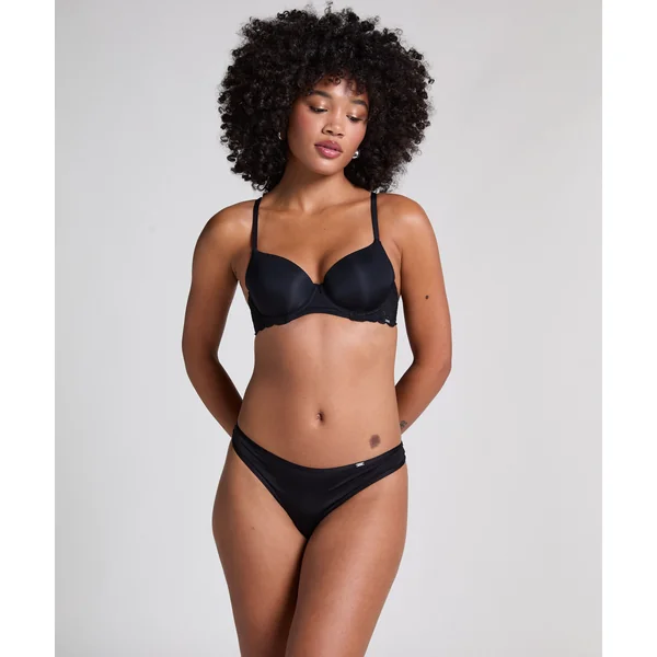 Soutien-gorge à armatures préformé Angie - Noir