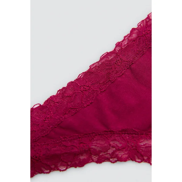 String en coton avec détails en dentelle grenat