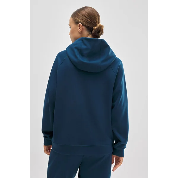 Sweat à capuche bleu avec poches