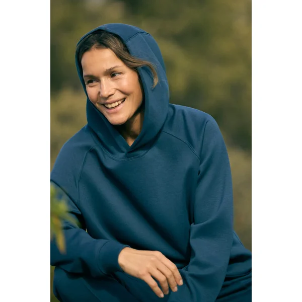 Sweat à capuche bleu avec poches