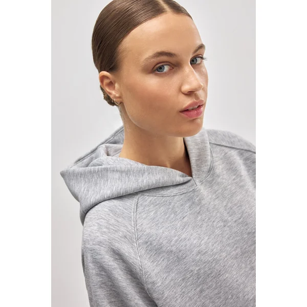 Sweat à capuche gris avec poches
