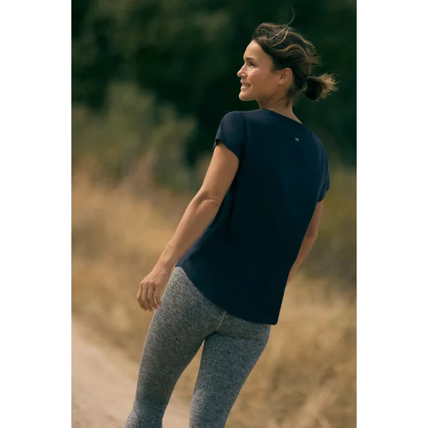 T-shirt basique en coton noir style sport