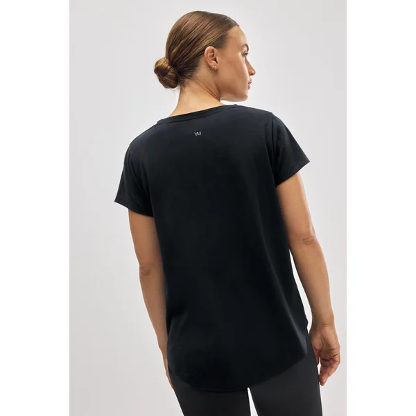 T-shirt basique en coton noir style sport