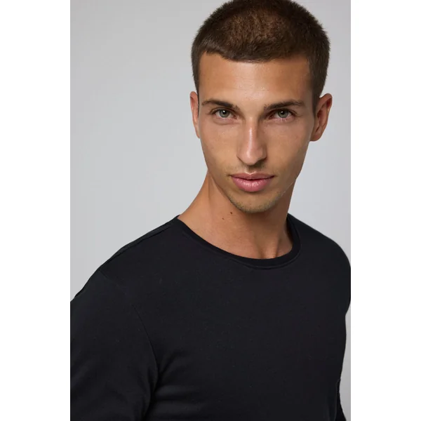 T-shirt chaud en coton noir à manches longues