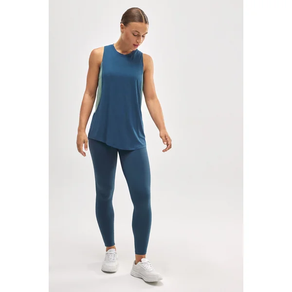T-shirt de sport bleu sans manches