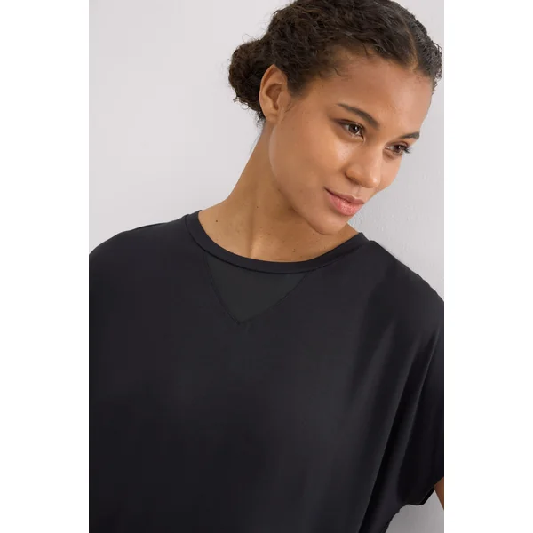 T-shirt de sport noir fluide à manches courtes