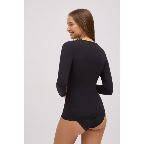 T-shirt en coton à manches longues avec détails d'encolure noirs
