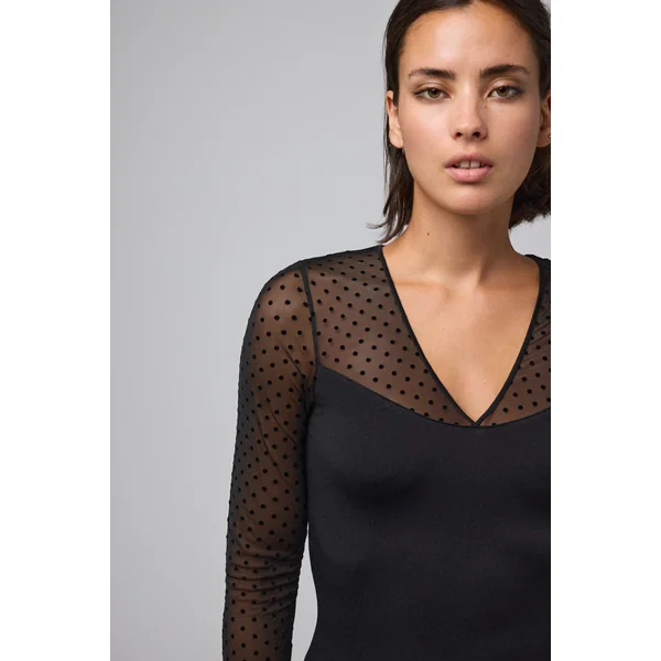 T-shirt thermique à manches longues avec détail en tulle noir