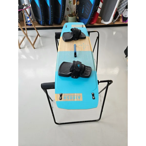 Twintip AIRUSH SWITCH V11 BLUE - 138 - COMPLETE OCcasion C