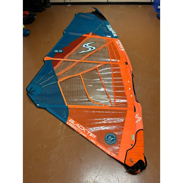 Voile de windsurf occasion SIMMER STYLE Blacktip Legacy 4.7 – Hotmer
