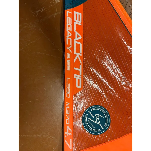 Voile de windsurf occasion SIMMER STYLE Blacktip Legacy 4.7 – Hotmer