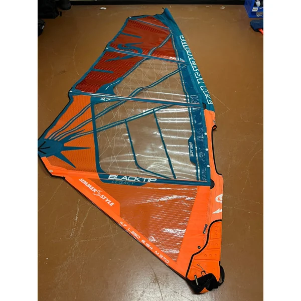 Voile Windsurf SIMMER STYLE Blacktip Legacy 4.7 Occasion C