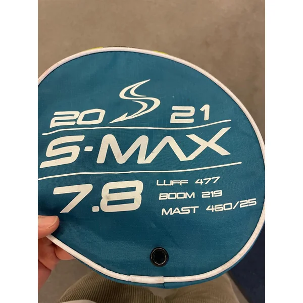 Voile windsurf SIMMER STYLE S-Max 2021 7.8 Blue Occasion C (panneau 4 réparé + patch denier panneau)