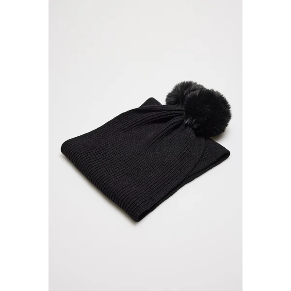 Écharpe noire à pompons
